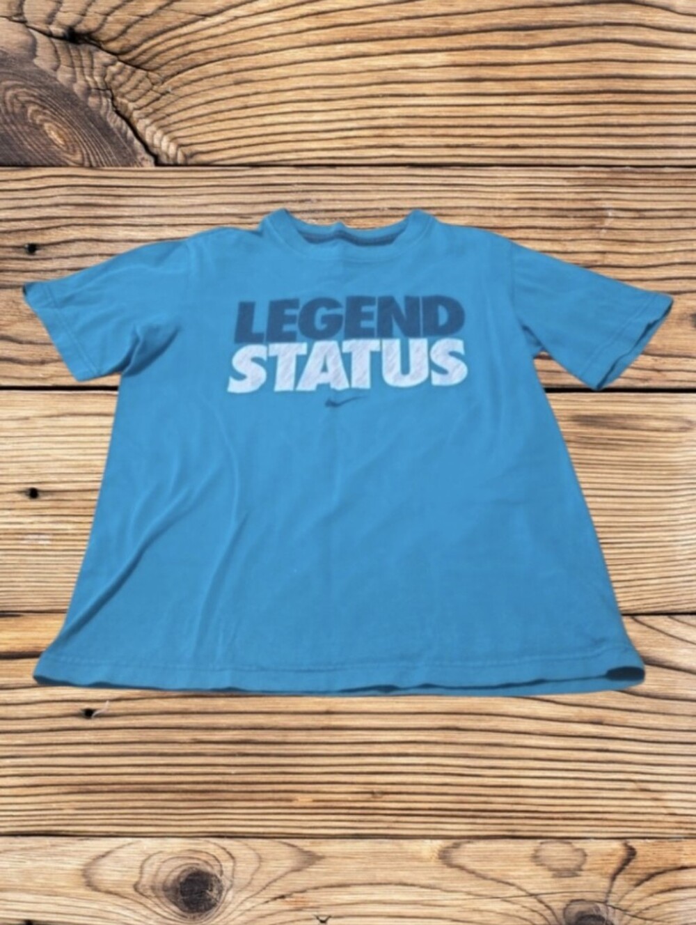 BOY'S NIKE LEGEND STATUS SHIRT